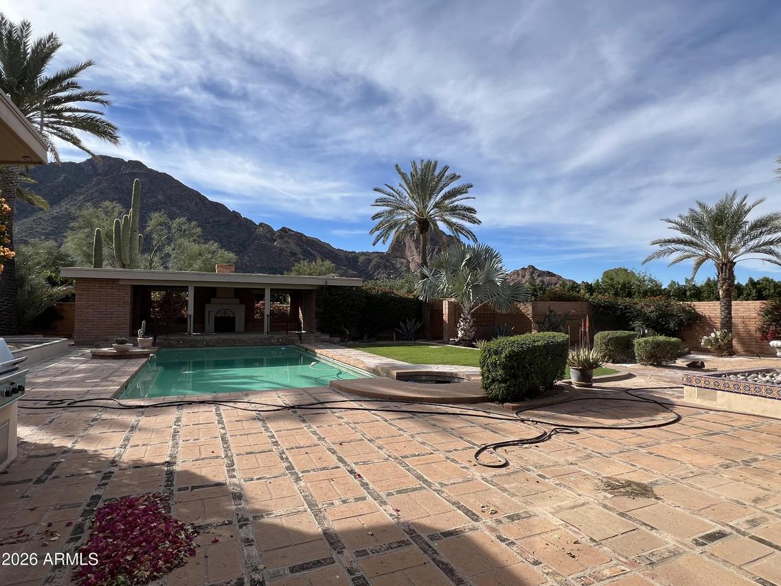 5602 E Nauni Valley Dr., Paradise Valley, AZ 85253