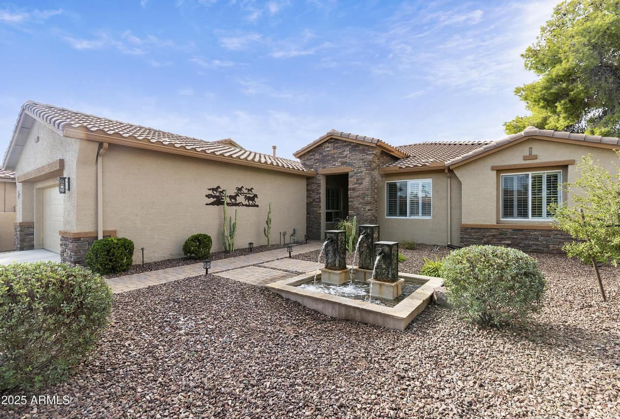 10061 E Coopers Hawk Dr., Sun Lakes, AZ 85248
