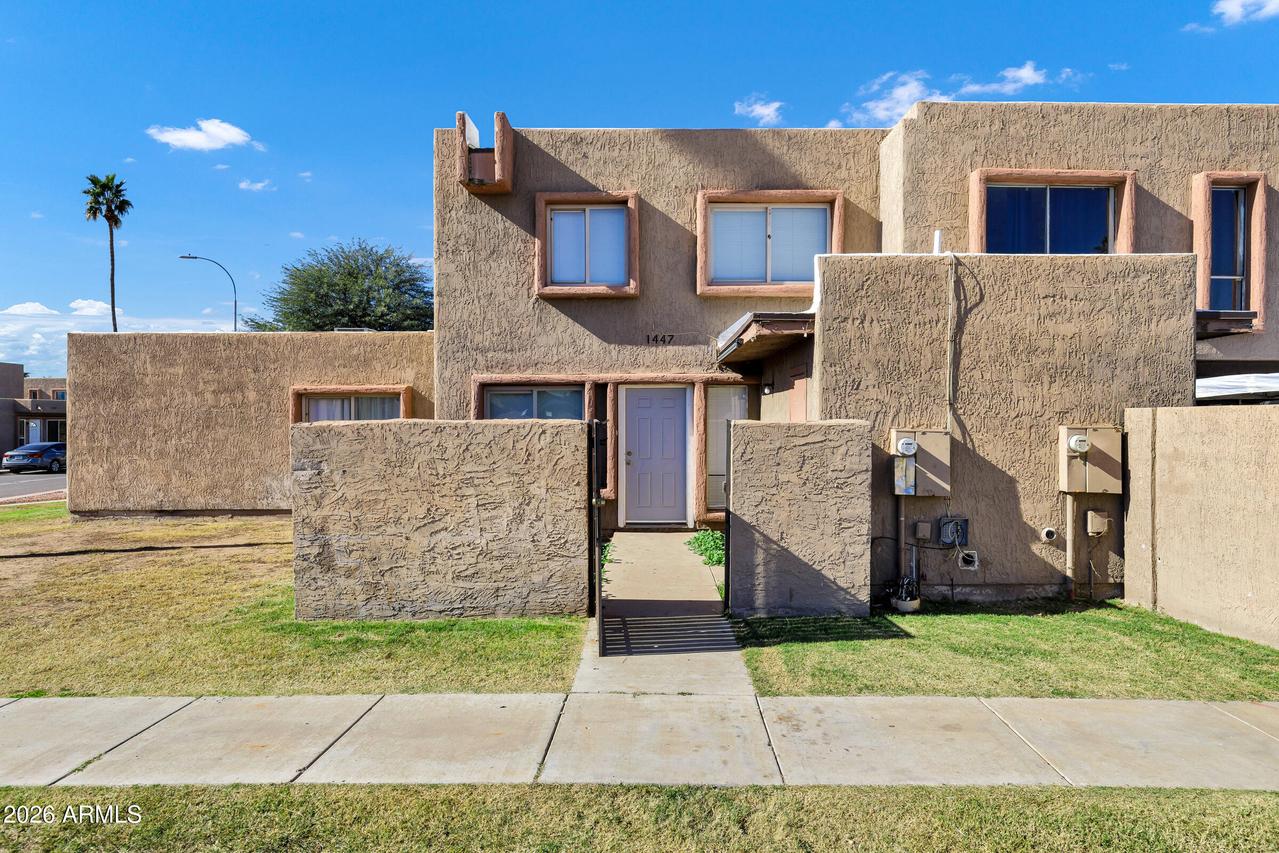 1447 N 53rd Dr., Phoenix, AZ 85043