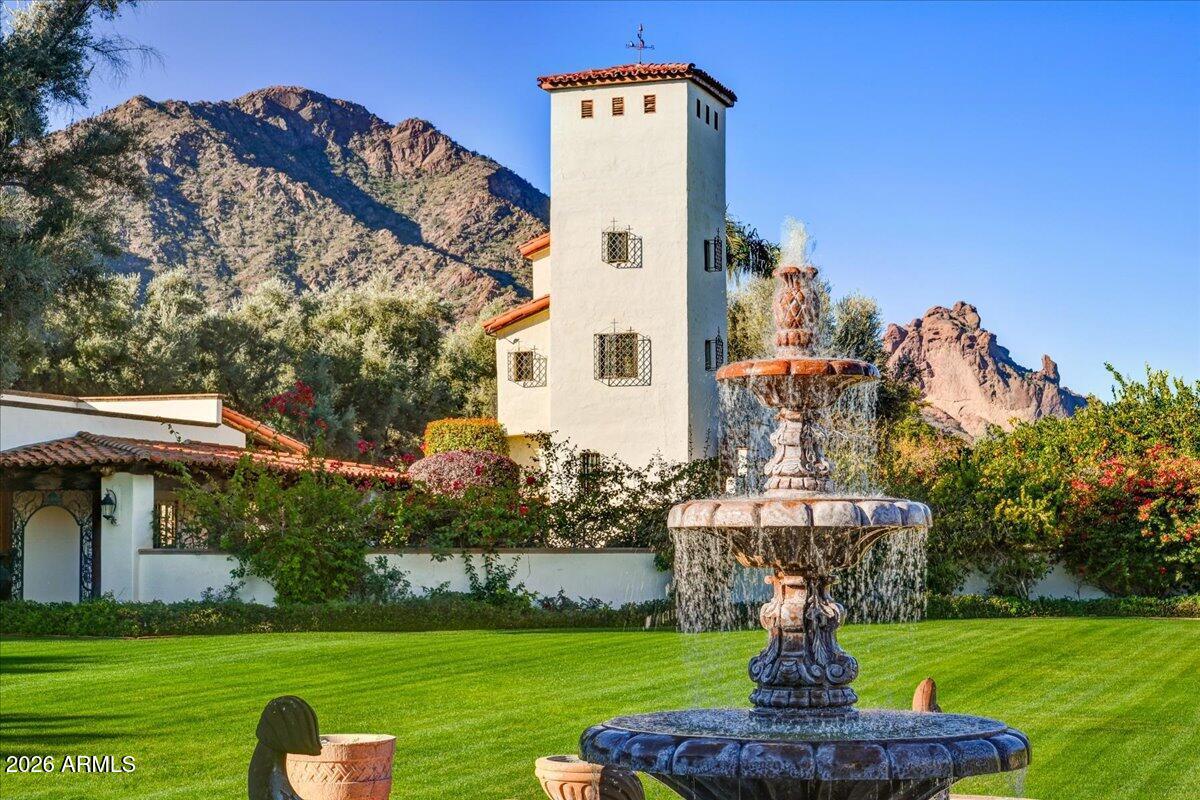 5815 N Saguaro Rd., Paradise Valley, AZ 85253