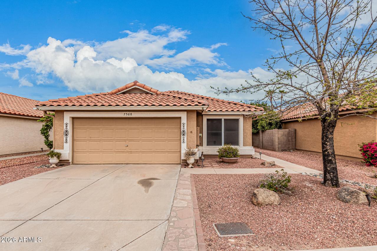 7568 W Kerry Ln., Glendale, AZ 85308