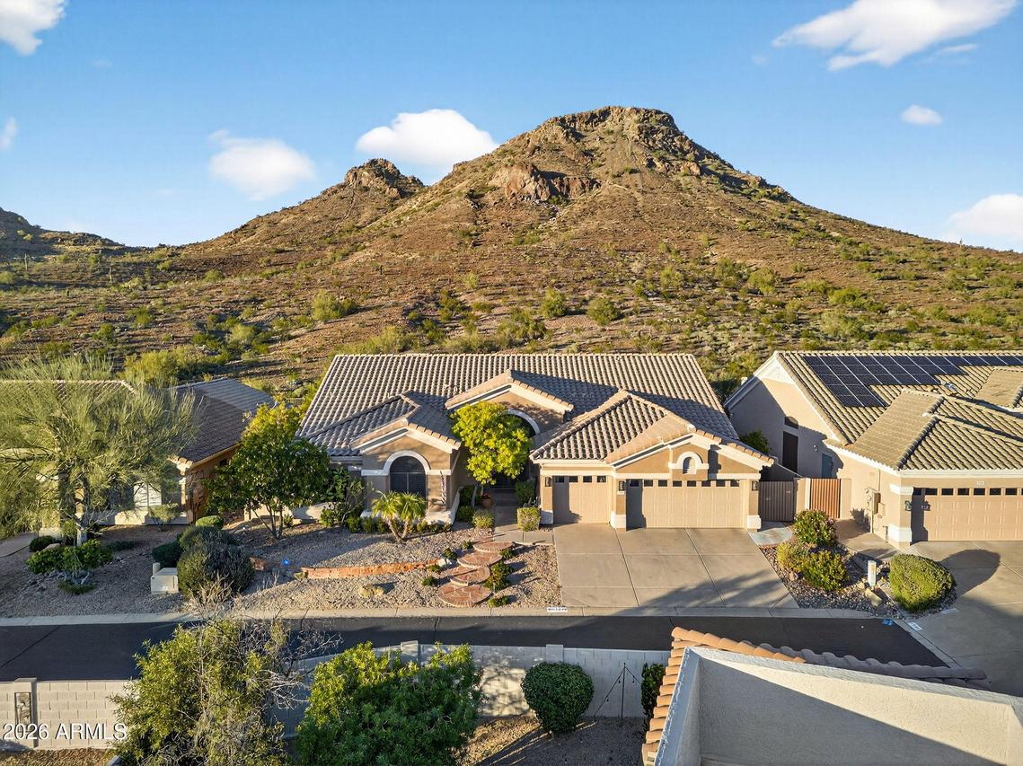 1538 E Acoma Dr., Phoenix, AZ 85022