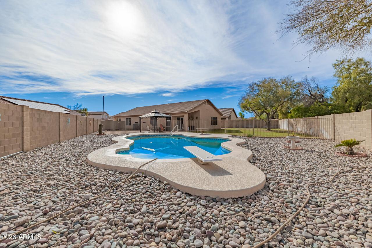 17116 N Corey Ct., Surprise, AZ 85374