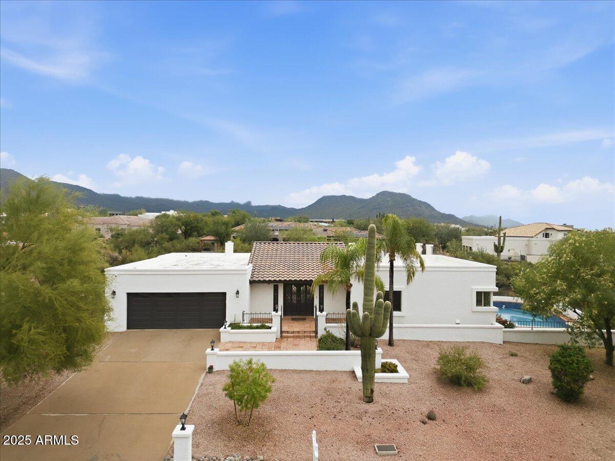 9437 E Calle De Valle Dr., Scottsdale, AZ 85255