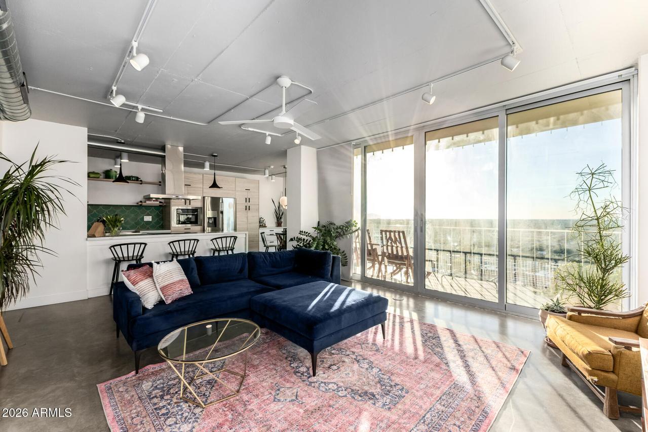 207 W Clarendon Ave. #21C, Phoenix, AZ 85013