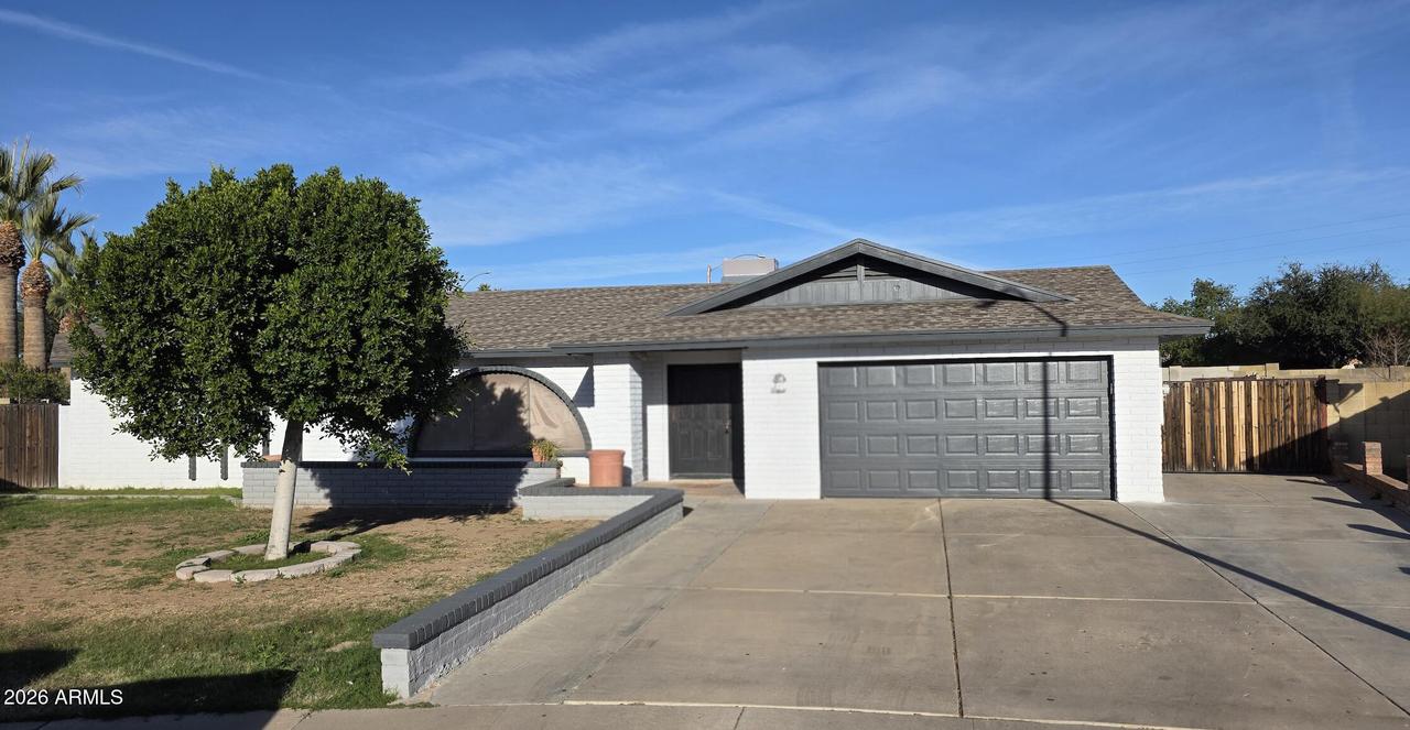 8443 N 51st Dr., Glendale, AZ 85302