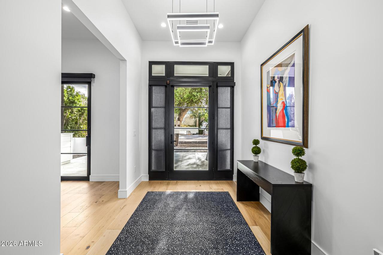 7851 N Central Ave., Phoenix, AZ 85020