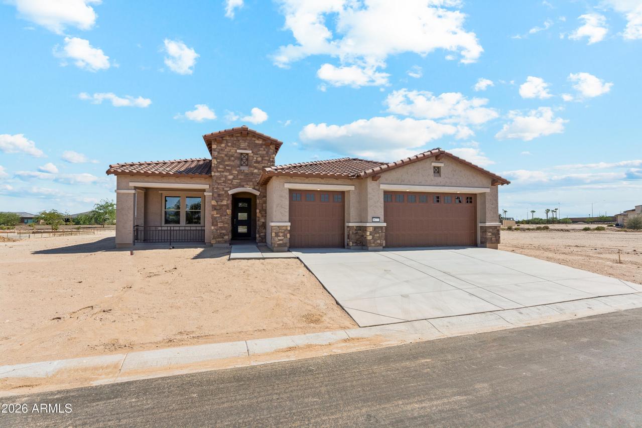 16777 W Sheila Ln., Goodyear, AZ 85395