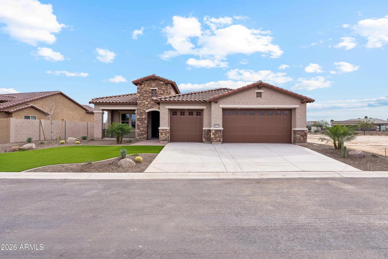 16777 W Sheila Ln., Goodyear, AZ 85395