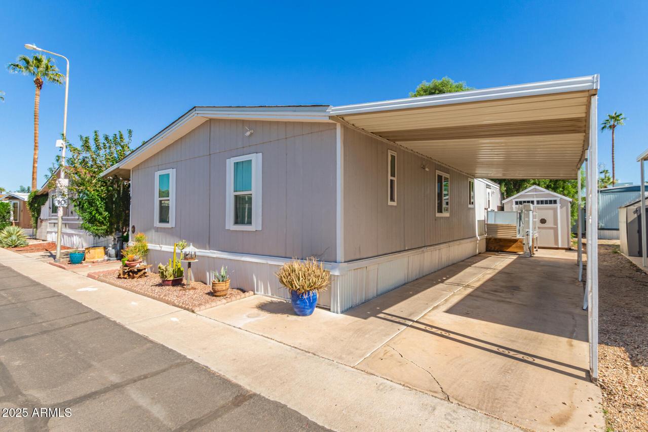 8401 N 67th Ave. #97, Glendale, AZ 85302