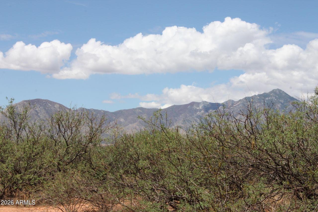 053H E Vista Del Cielo Cir. #12, Hereford, AZ 85615