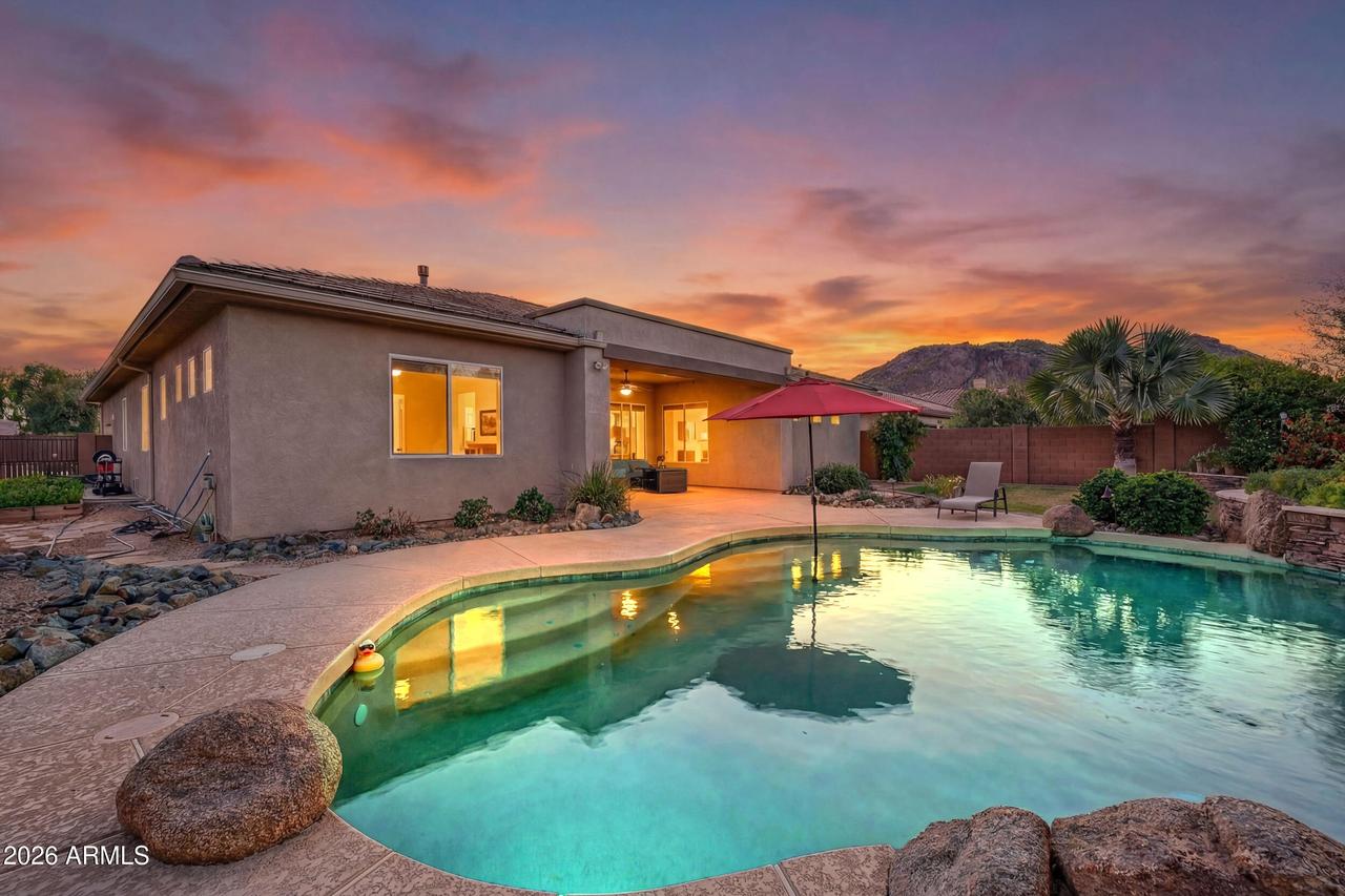 9782 W Buckhorn Tr., Peoria, AZ 85383