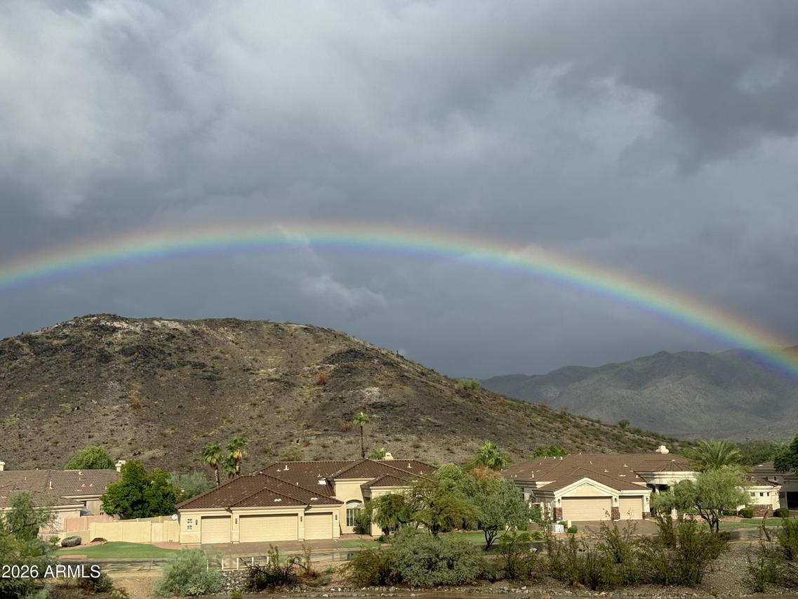 414 E Redwood Ln., Phoenix, AZ 85048