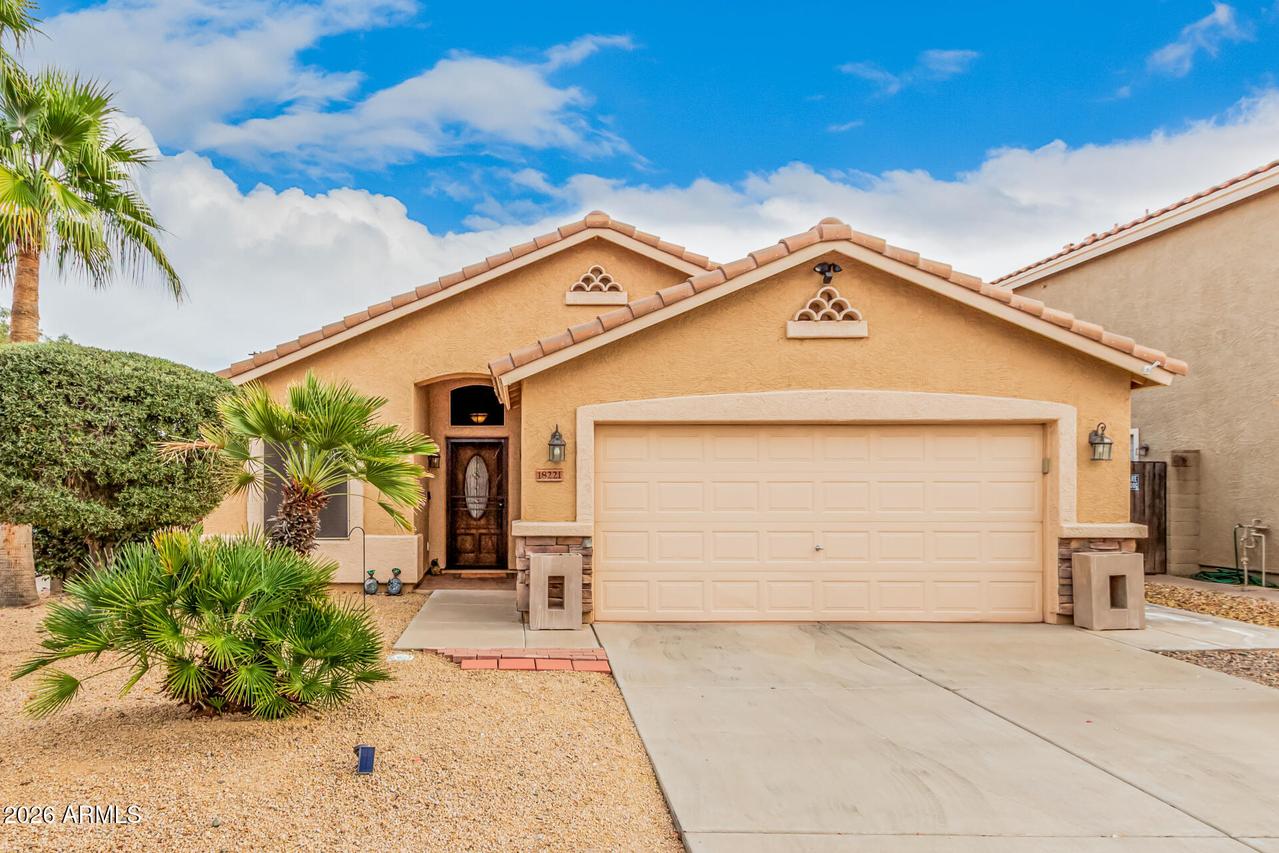 18221 N Skyhawk Dr., Surprise, AZ 85374