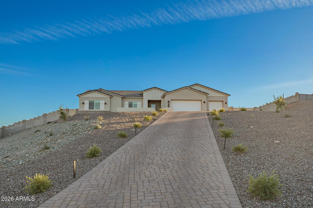 27882 N Quintana Pl., San Tan Valley, AZ 85144