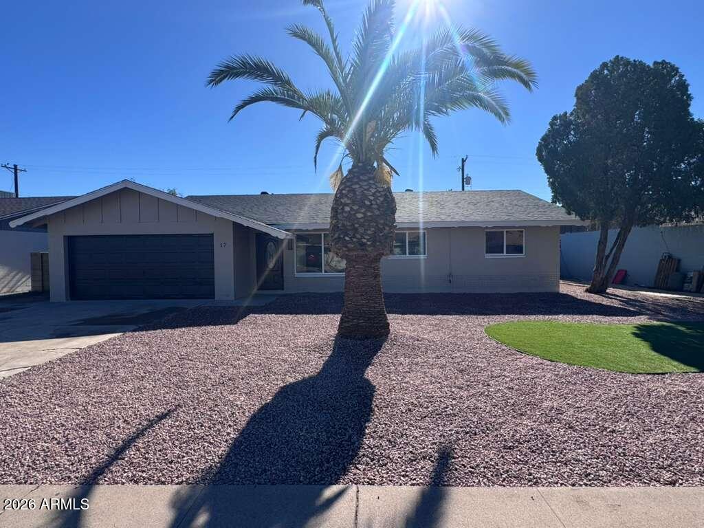 17 E Cairo Dr., Tempe, AZ 85282
