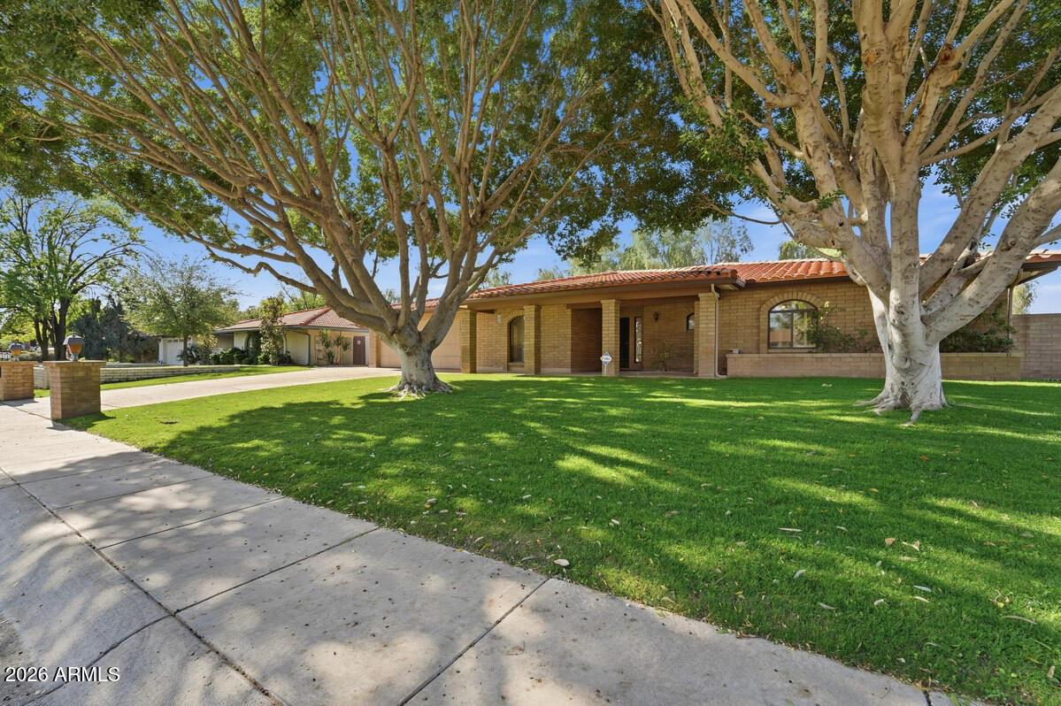 8432 N 18th Ave., Phoenix, AZ 85021