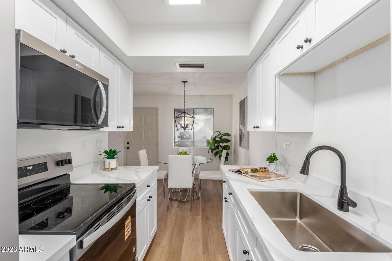 286 W Palomino Dr. #26, Chandler, AZ 85225