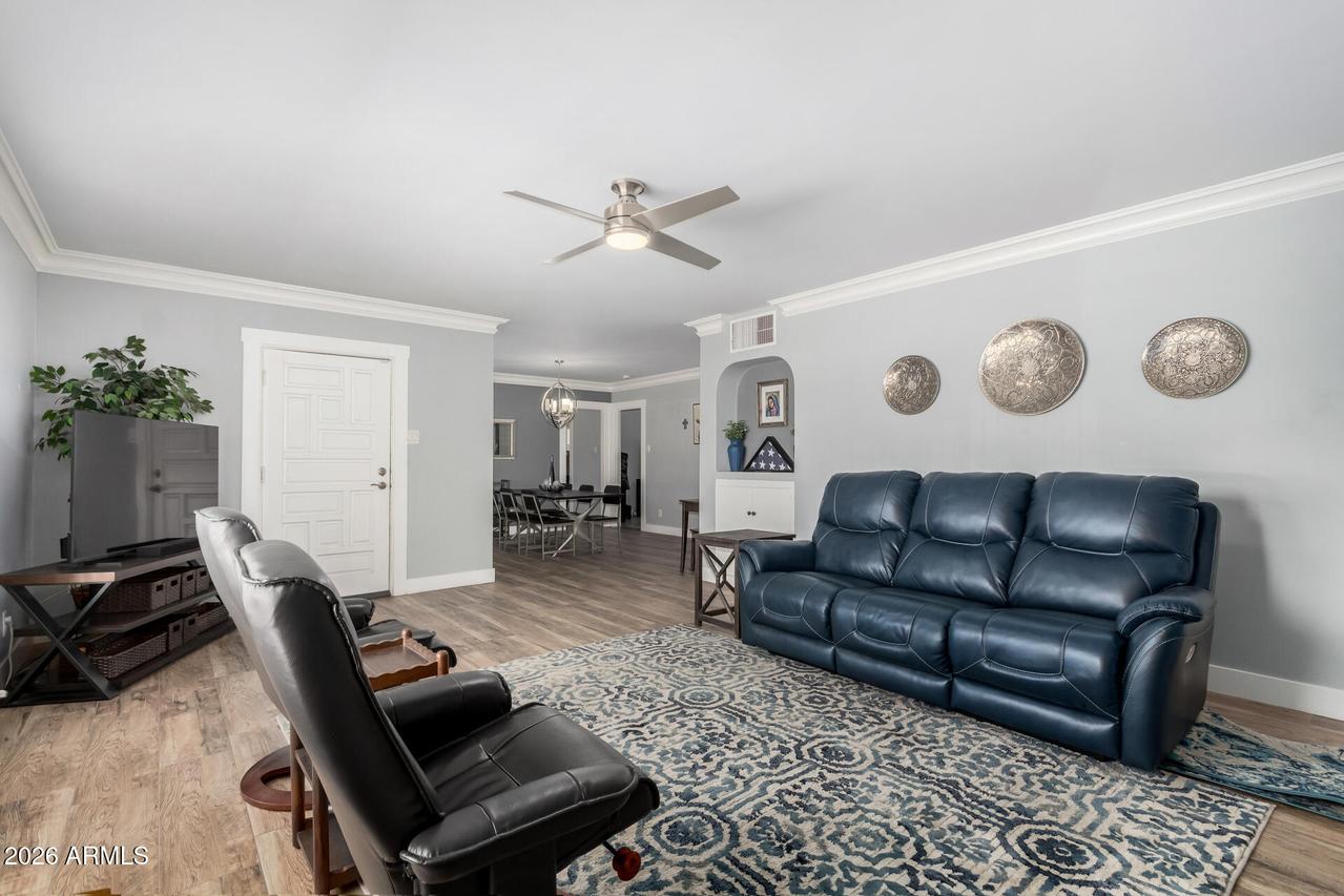 921 W Verde Ln., Phoenix, AZ 85013