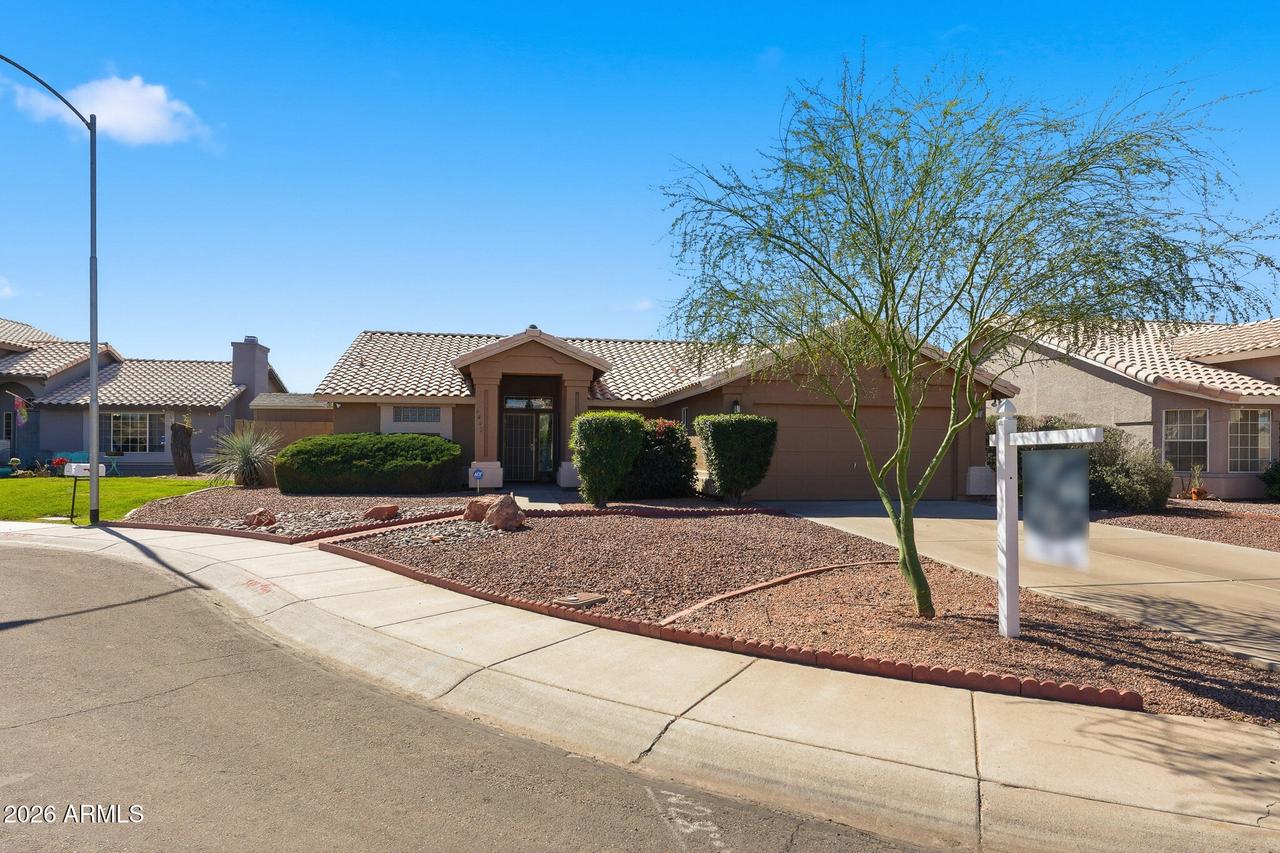 8447 W Aster Dr., Peoria, AZ 85381