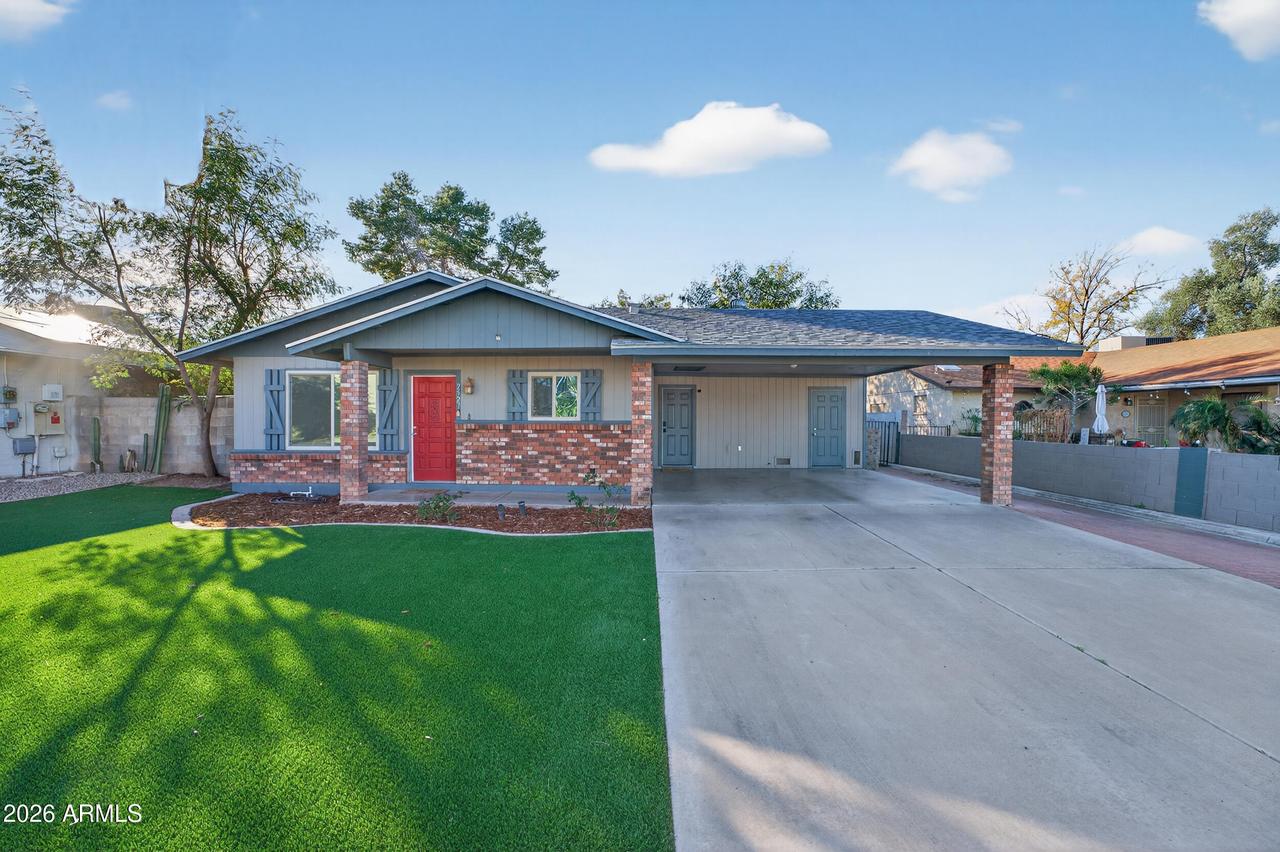 2527 E Obregon St., Tempe, AZ 85288