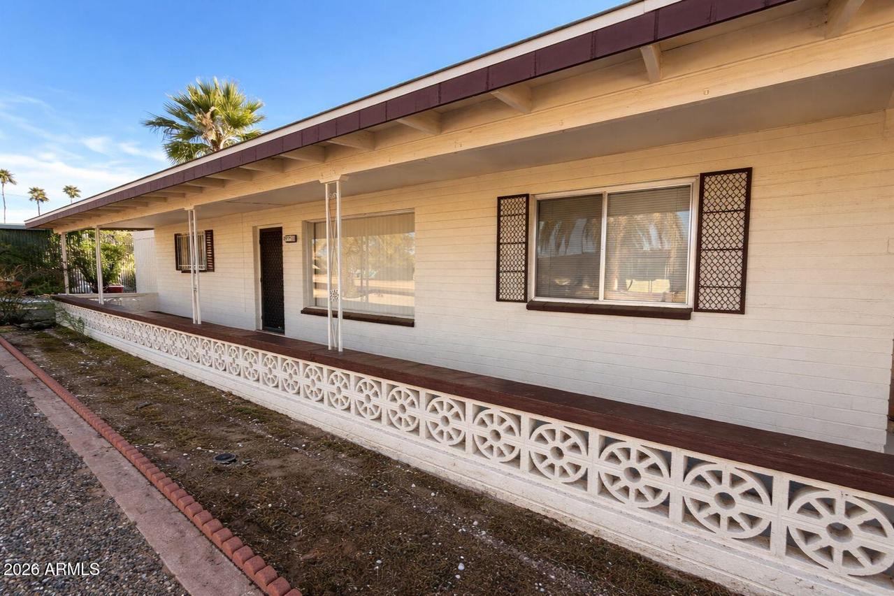 5517 E Boise St., Mesa, AZ 85205