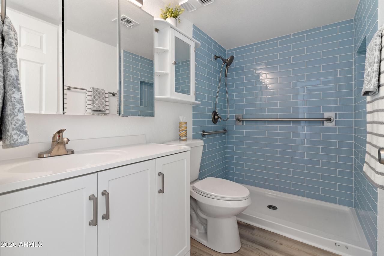 3033 E Devonshire Ave. #2005, Phoenix, AZ 85016