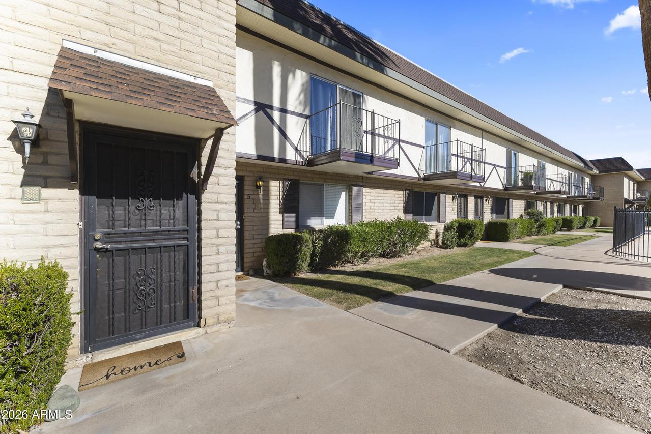 8135 N Central Ave. #4, Phoenix, AZ 85020