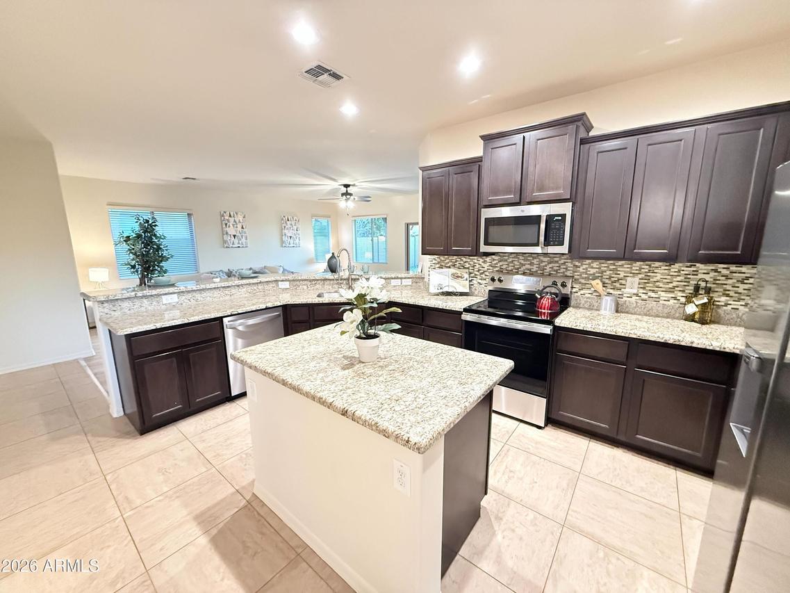 207 E Carob Dr., Chandler, AZ 85286