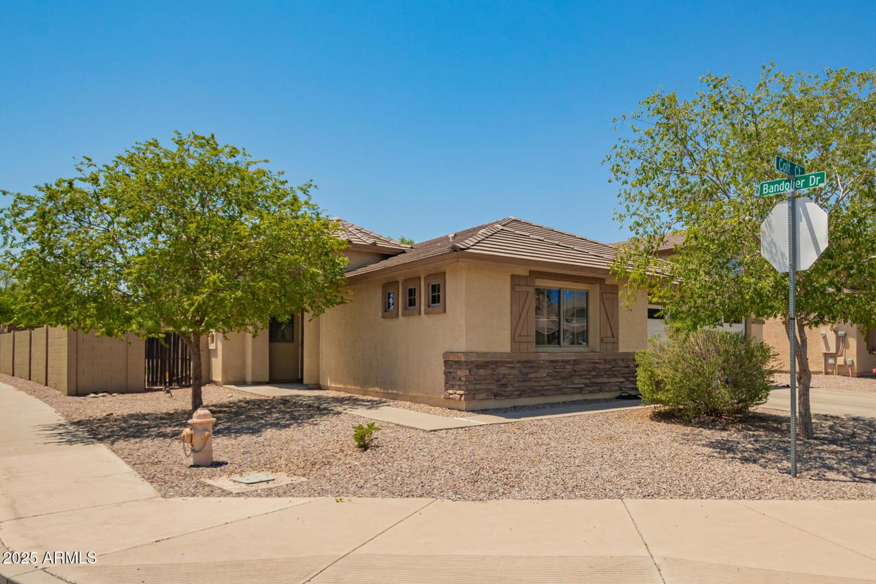 2459 W Colt Ct., San Tan Valley, AZ 85144