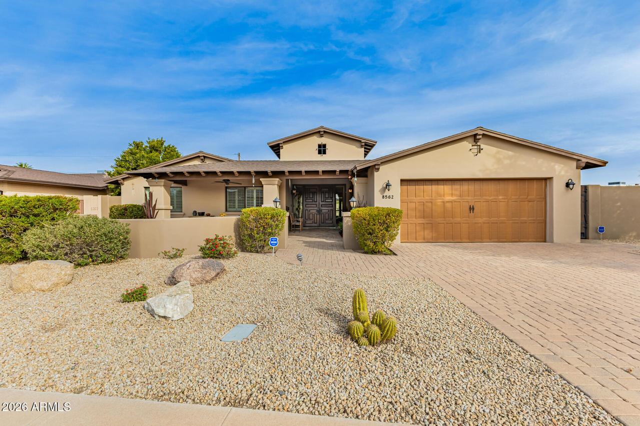 8562 E Turney Ave., Scottsdale, AZ 85251