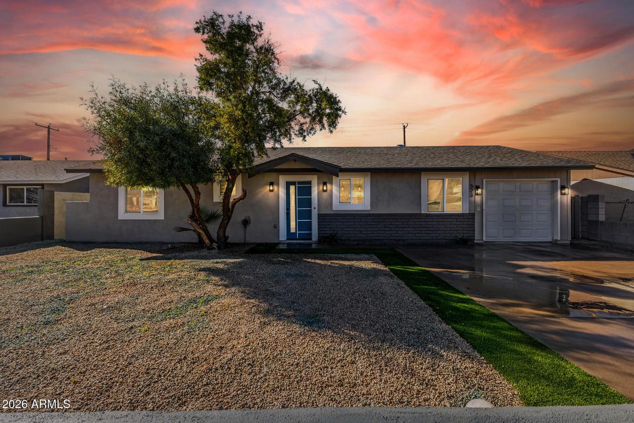 5236 S 19th Ave., Phoenix, AZ 85041