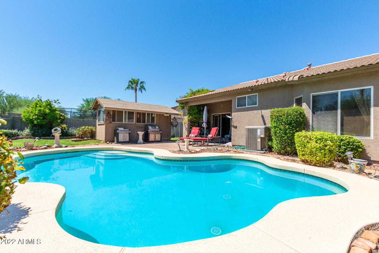 14301 W Mitchell Dr., Goodyear, AZ 85395