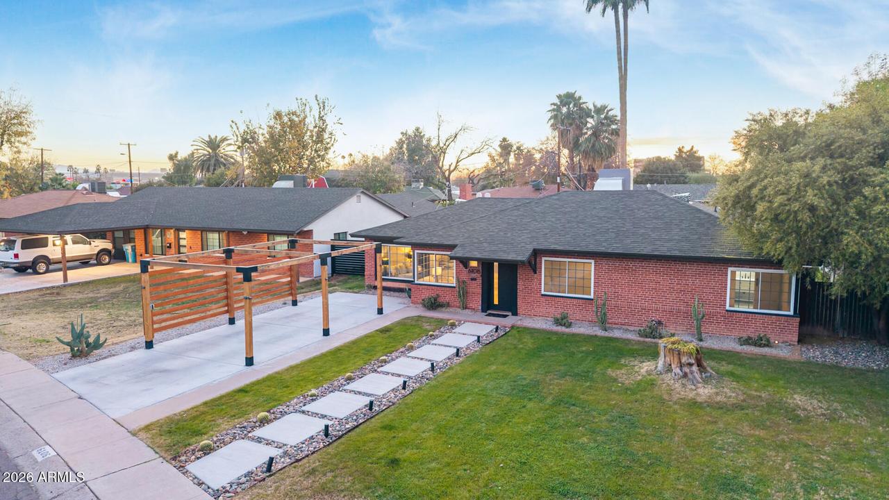 6106 N 16th Dr., Phoenix, AZ 85015