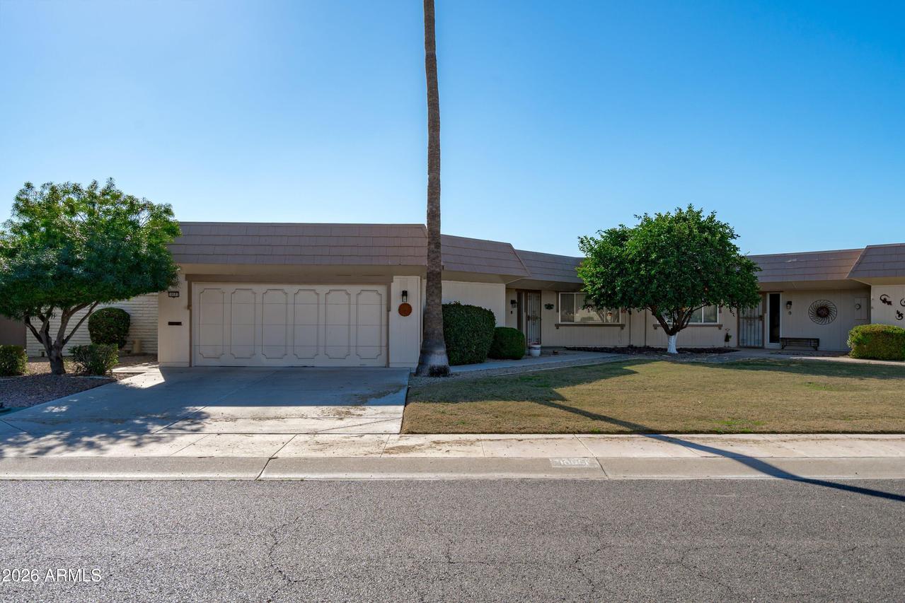 10501 W Loma Blanca Dr., Sun City, AZ 85351