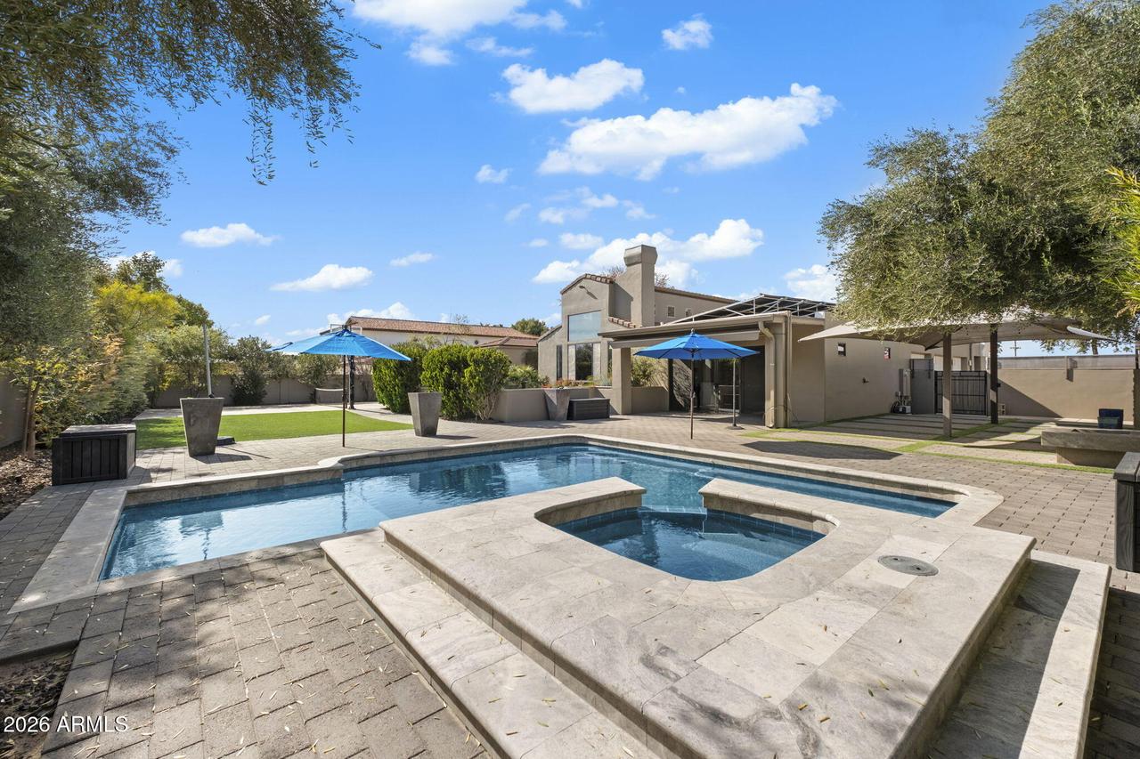 9433 S Stanley Pl., Tempe, AZ 85284