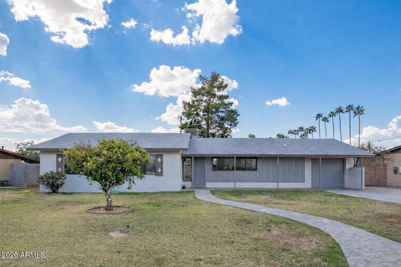 2740 N 21st Dr., Phoenix, AZ 85009