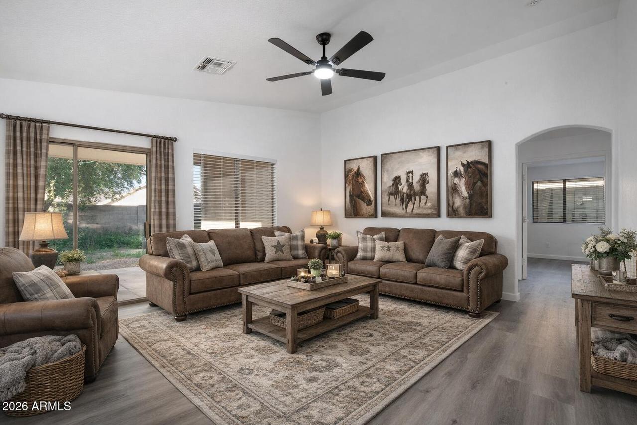 1034 E Monteleone St., San Tan Valley, AZ 85140