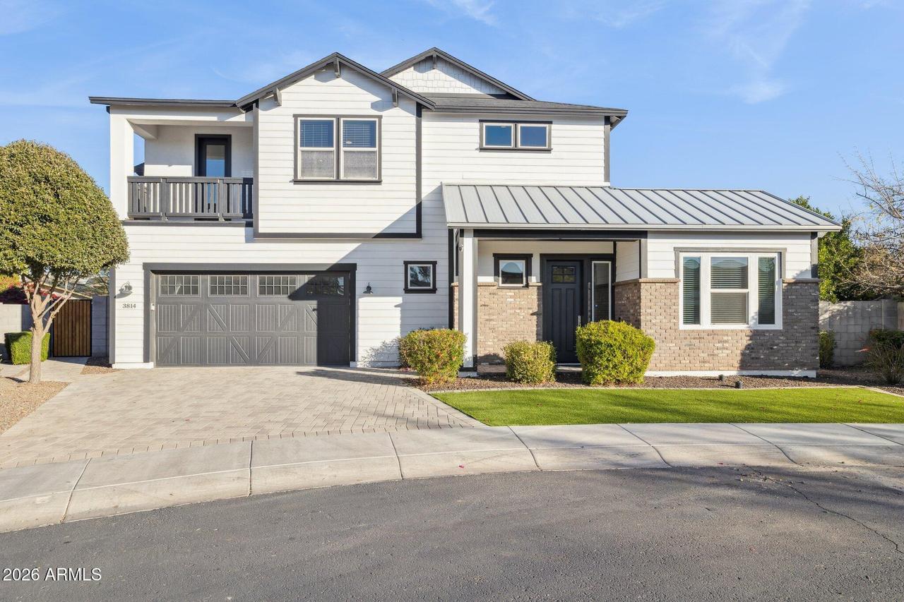 3814 E Crittenden Ln., Phoenix, AZ 85018