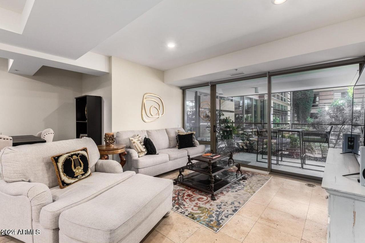 7131 E Rancho Vista Dr. #4010, Scottsdale, AZ 85251