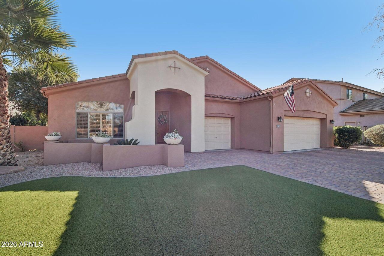 1051 W Sierra Madre Ave., Gilbert, AZ 85233