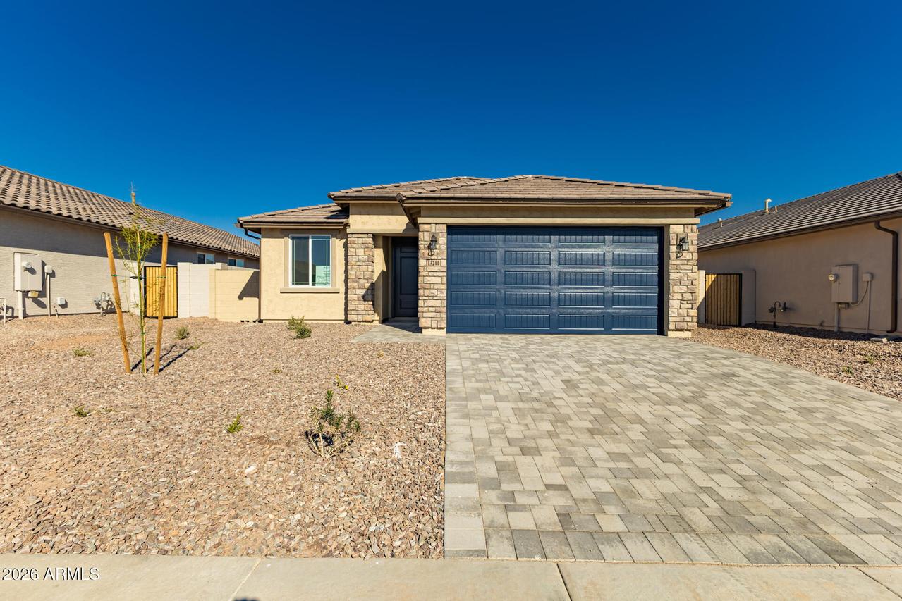 13244 W Ranch Gate Rd., Peoria, AZ 85383