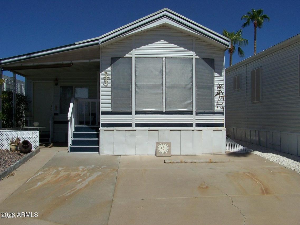 103 S Sioux Dr., Apache Junction, AZ 85119