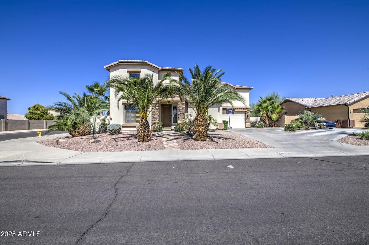 7419 S 25th Dr., Phoenix, AZ 85041