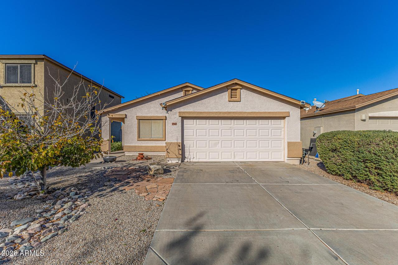 1944 E Renegade Tr., San Tan Valley, AZ 85143