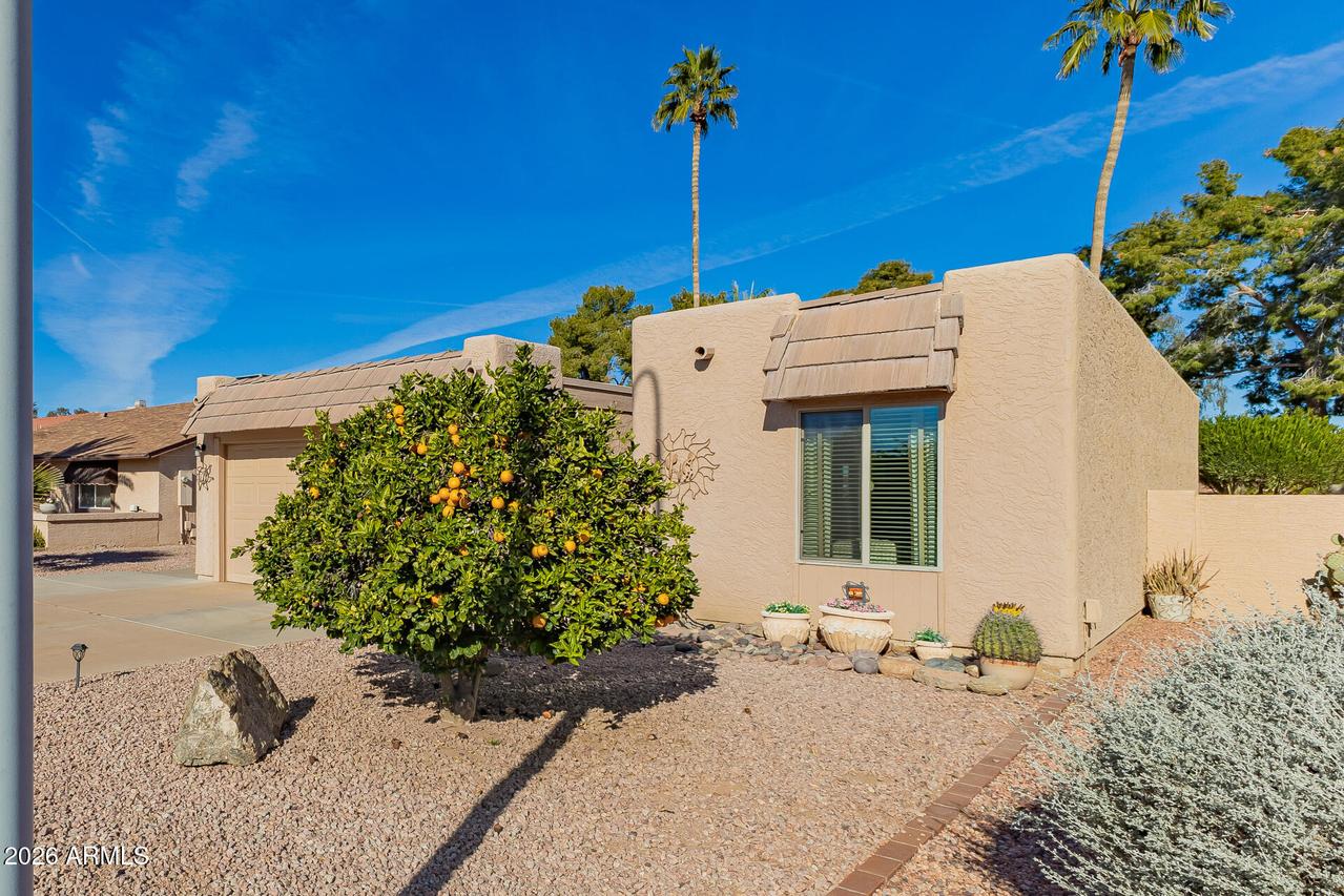 9474 E Sun Lakes Blvd., Sun Lakes, AZ 85248