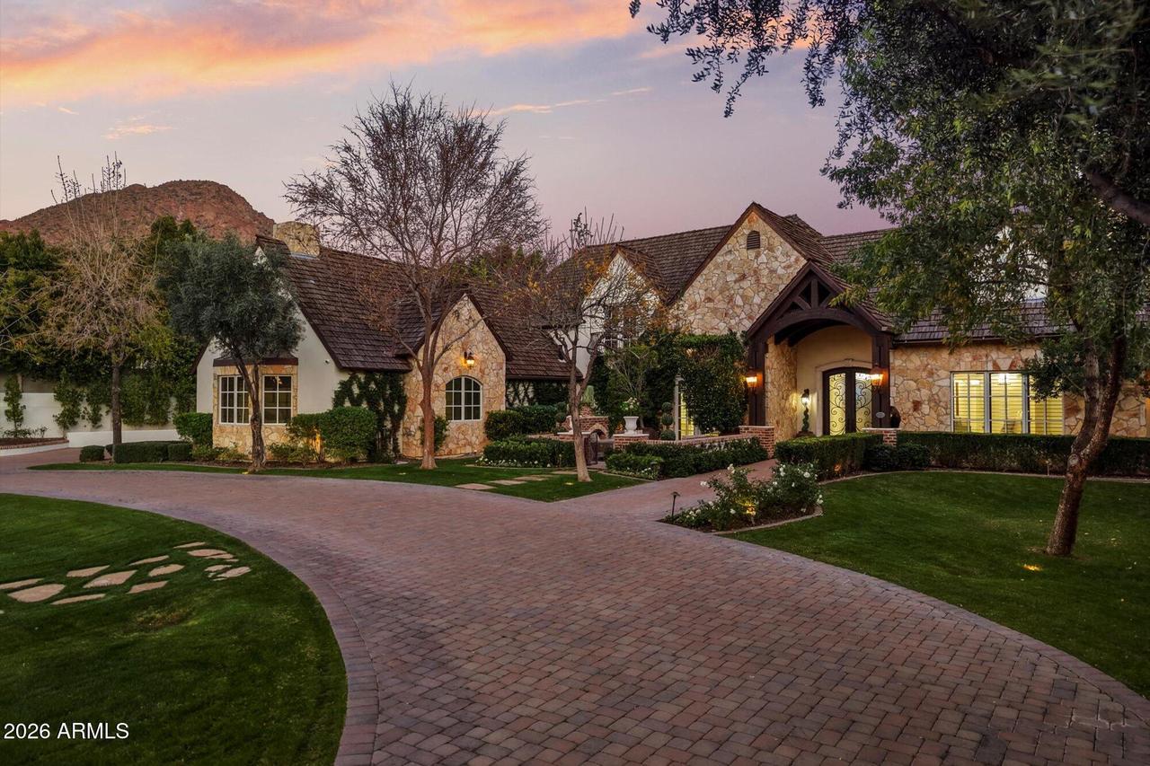 4715 N Launfal Ave., Phoenix, AZ 85018