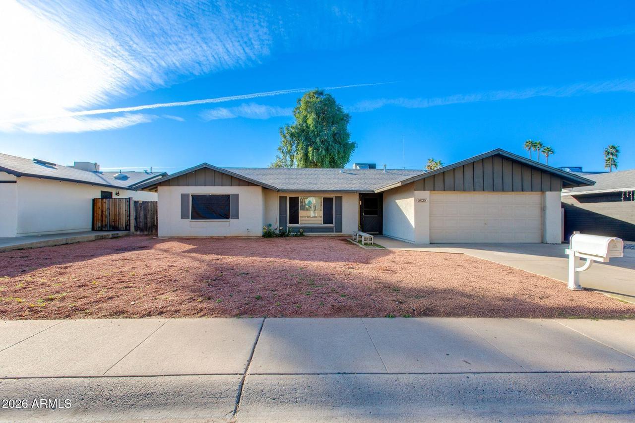 5025 W Frier Dr., Glendale, AZ 85301