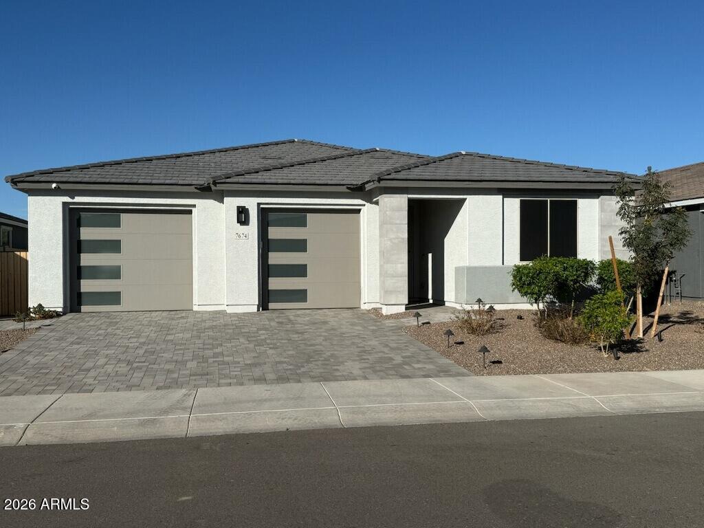 7674 W Tether Tr., Peoria, AZ 85383