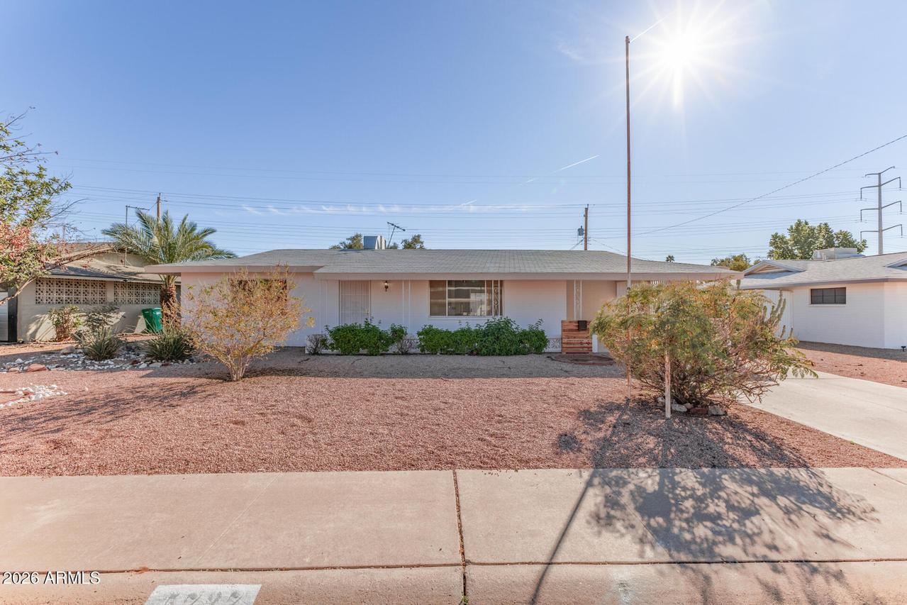 5737 E Cicero St., Mesa, AZ 85205